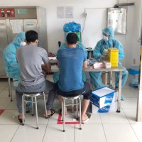 ito-tan-binh-tham-gia-tiem-vac-xin-06