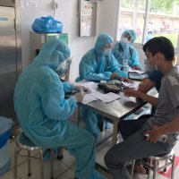 ito-tan-binh-tham-gia-tiem-vac-xin-07